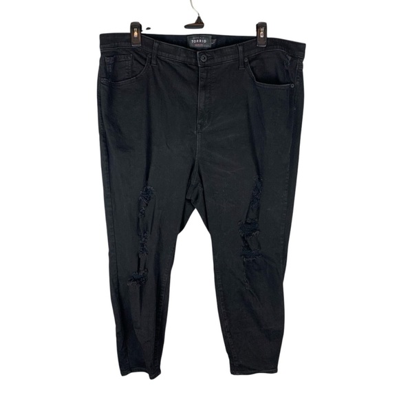 Torrid Black Distressed Sky High Skinny Jeans size 26 Short - Picture 9 of 9